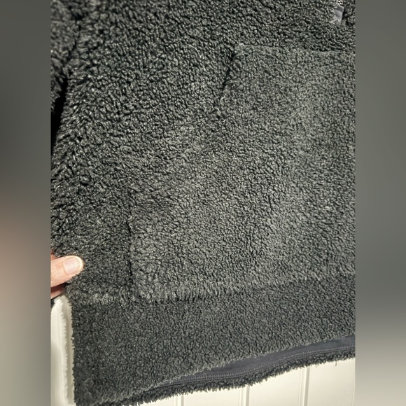 Lululemon Scuba Oversized Fleece Funnel-Neck Half-Zip in Black - Picture 2 of 10